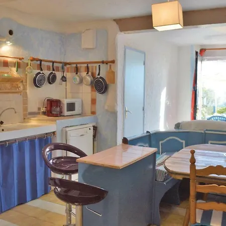 Apartamento Beautiful In Di Ferro With Wifi